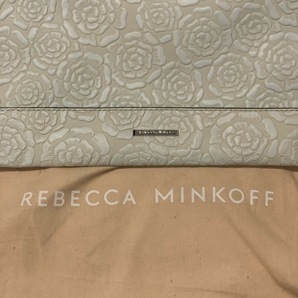 Rebecca Minkoff White and Tan Leather Floral Leo Clutch w/Dust Bag! - Picture 9 of 10